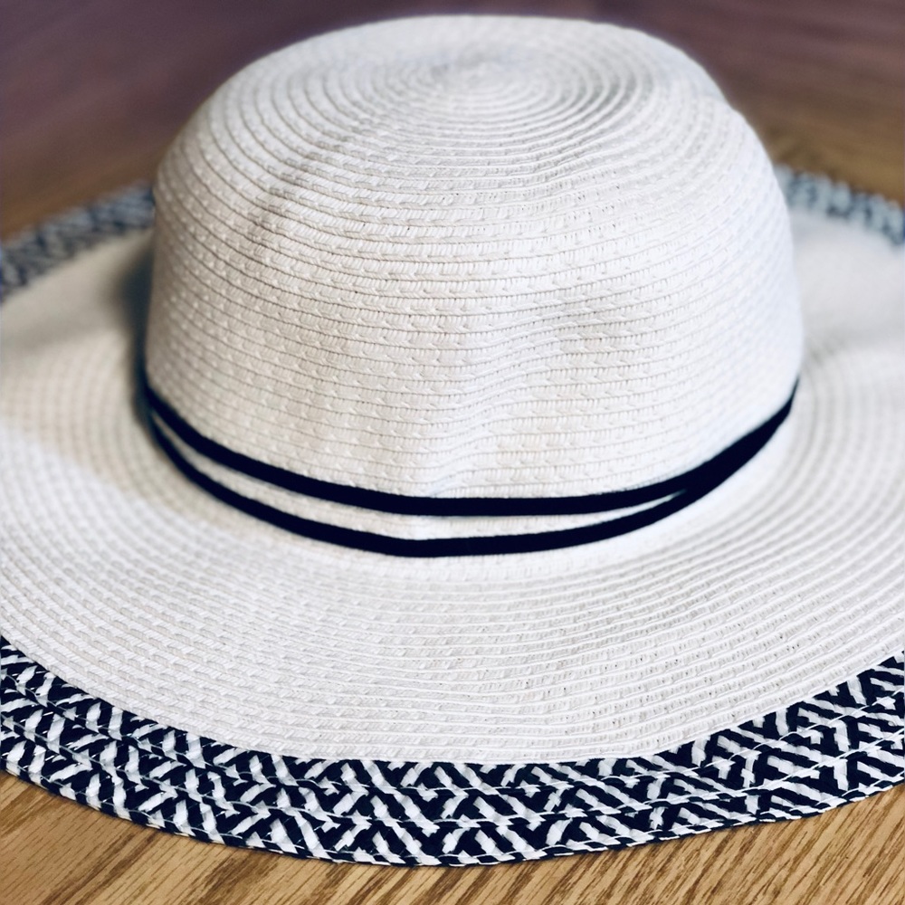Sun Hat ☀️